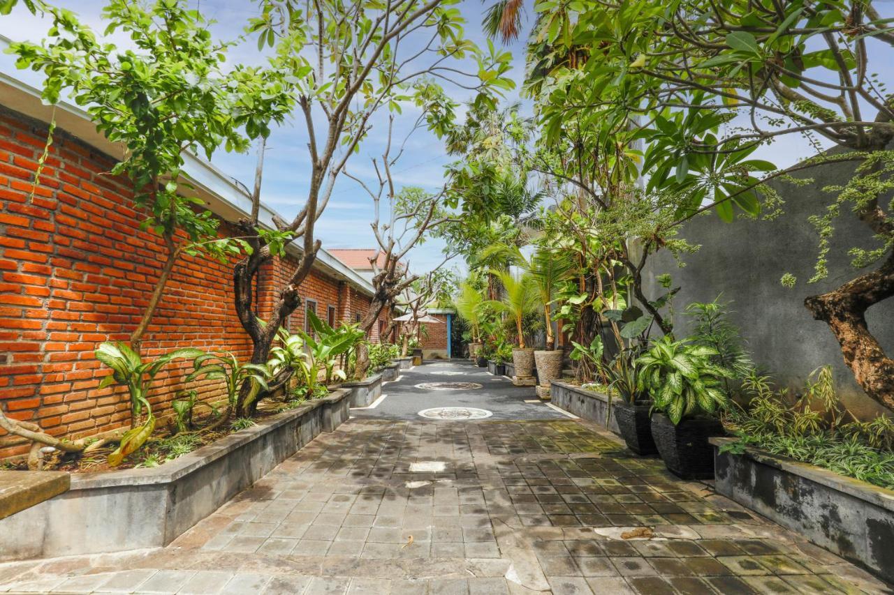 Puri Bagus Villa Legian Kuta Ngoại thất bức ảnh